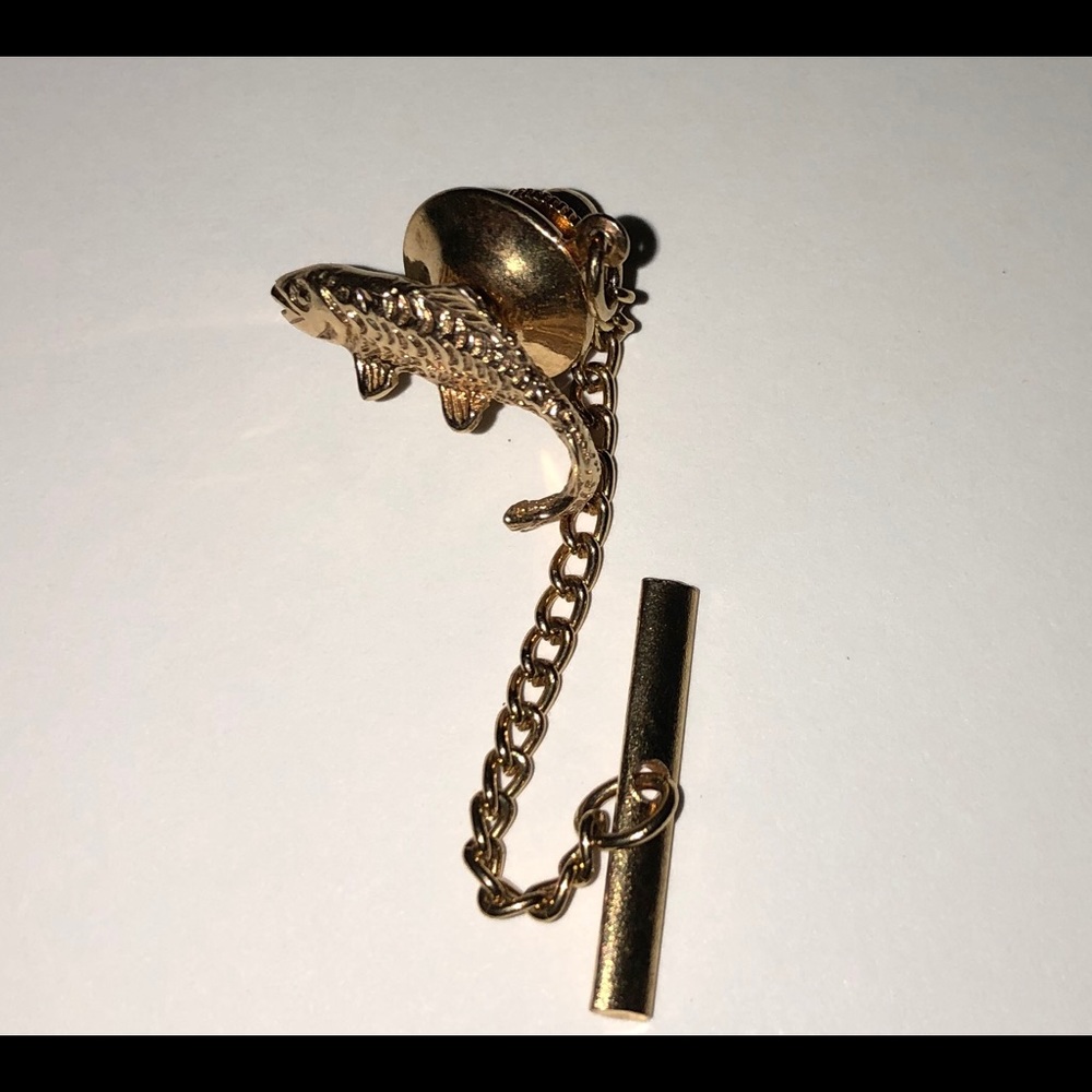 Tie Tack Gold Fish - Picture 4 of 4